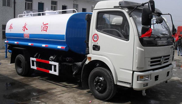 程力專汽為您講解灑水車水泵常見不吸水問題怎么辦